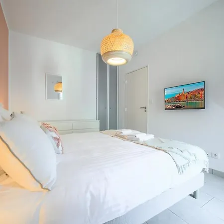 Le Coq Wagner - Garage - Swimming Pool Apartment Menton Exterior photo